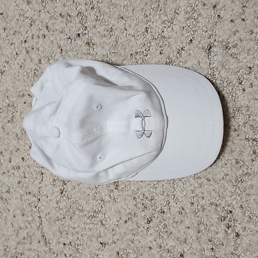 *Final Sale* Under Armour Cap